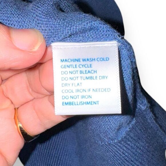 NWT Yacht Blue Southern Tide Pima Cotton V Neck Skipjack Sweater Size M - Picture 5 of 6